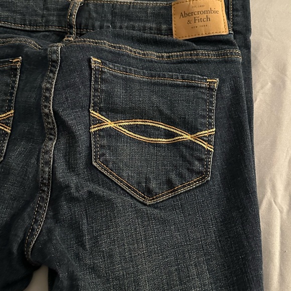 Abercrombie and Fitch Super Skinny Jeans - Picture 4 of 8